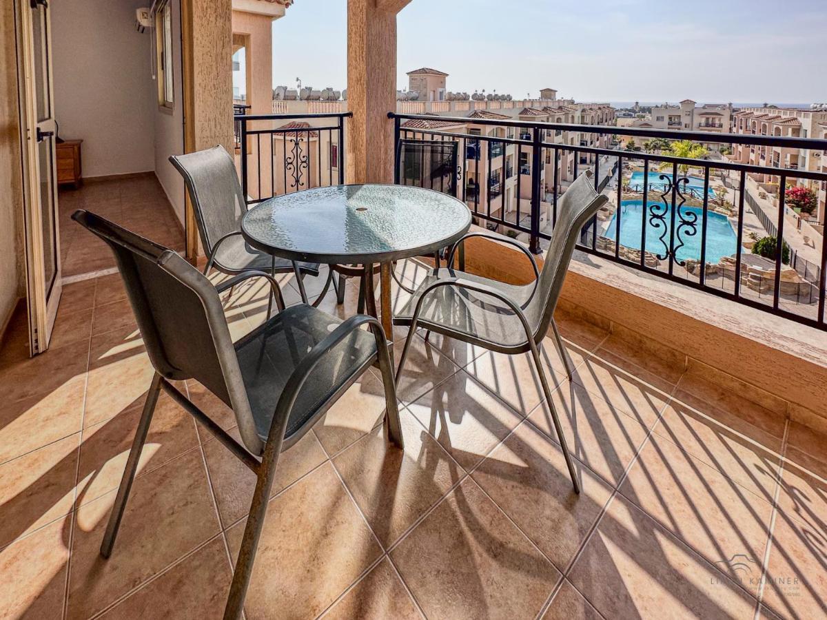 Apartament Royal Seacrest Crown-Jewel, 2B, Pools, Sea, Center Pafos Zewnętrze zdjęcie